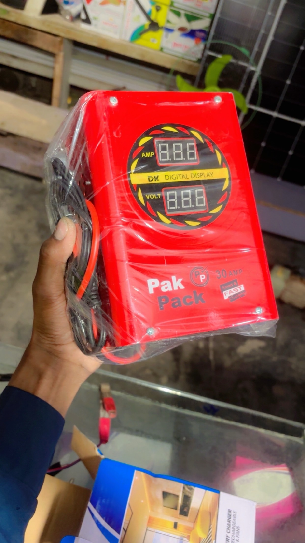 Pak Pack Battery Charger - Image 2
